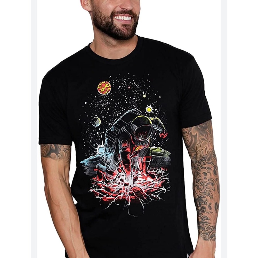 Into The AM Mens Black Astronaut Space Graphic Tee Shirt Large L